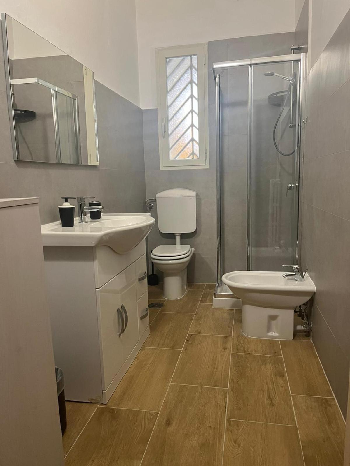 Gl Sun Palace Бари Екстериор снимка
