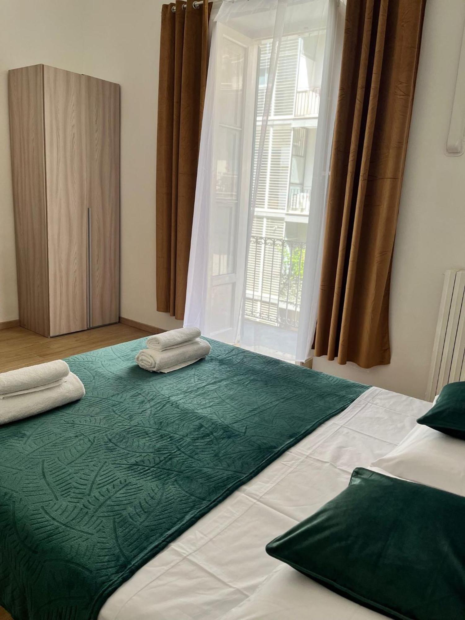 Gl Sun Palace Бари Екстериор снимка