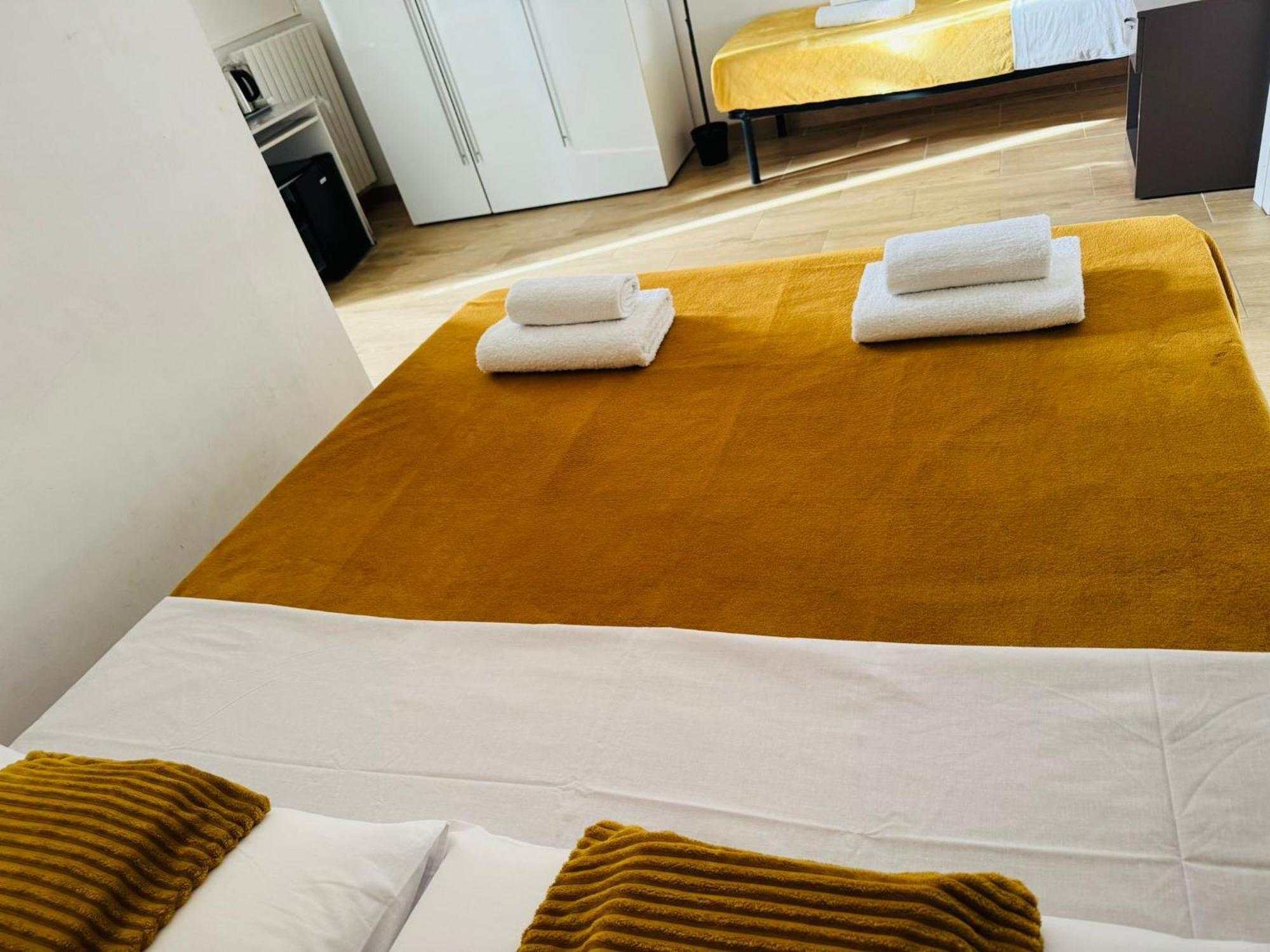 Gl Sun Palace Бари Екстериор снимка